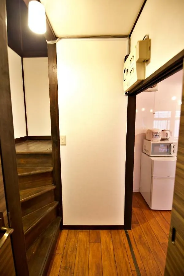 Tomarie Horikiri Residential Suite Tōkyō 0*,